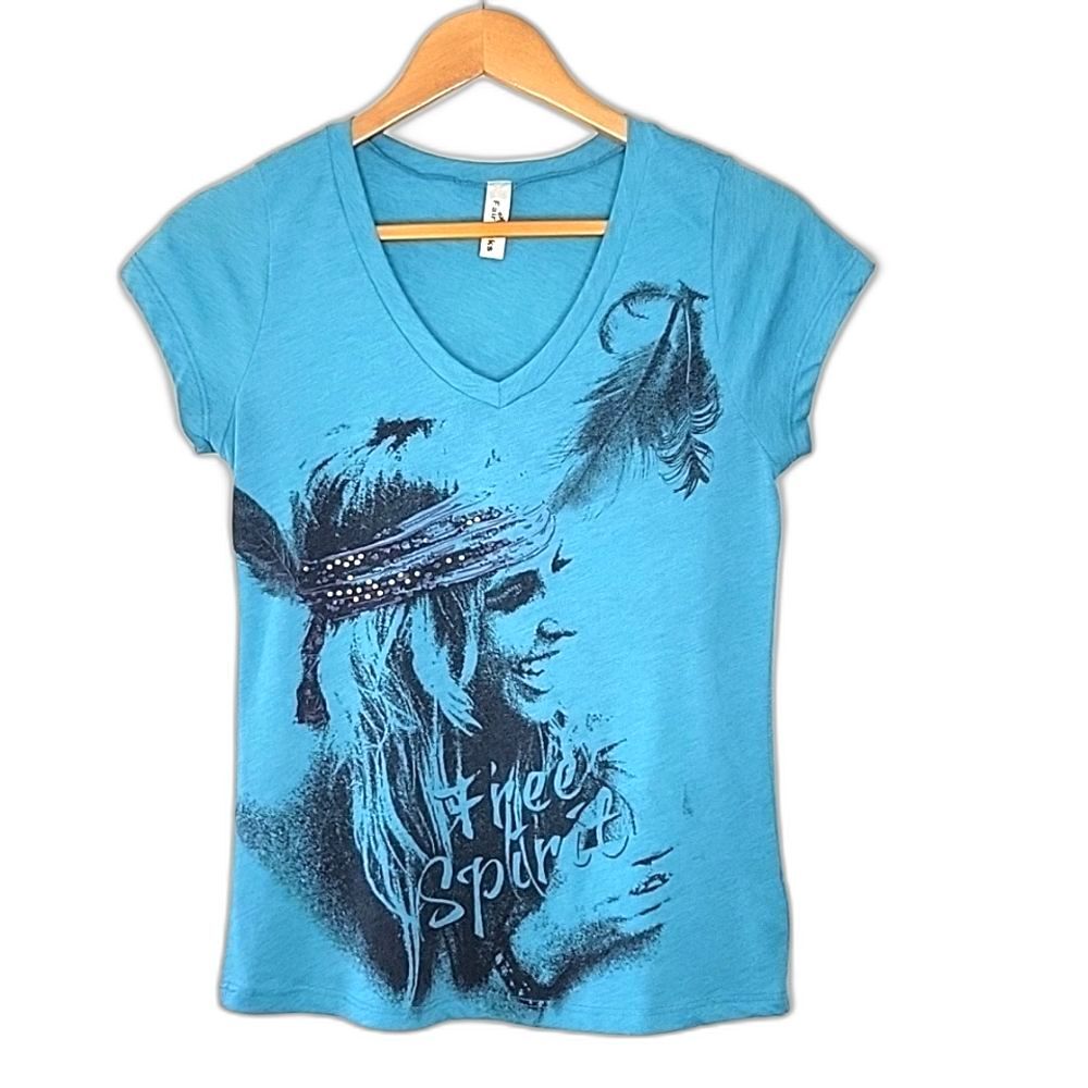 FAIR OAKS Blue Casual V-neck Printed Free Spirit T-shirt size M Studs Feathers